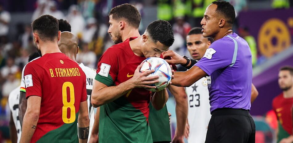 Sufrido triunfo de Portugal y otro récord de Cristiano Ronaldo