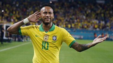 Caso Neymar: policía acusa a modelo de extorsión y calumnia