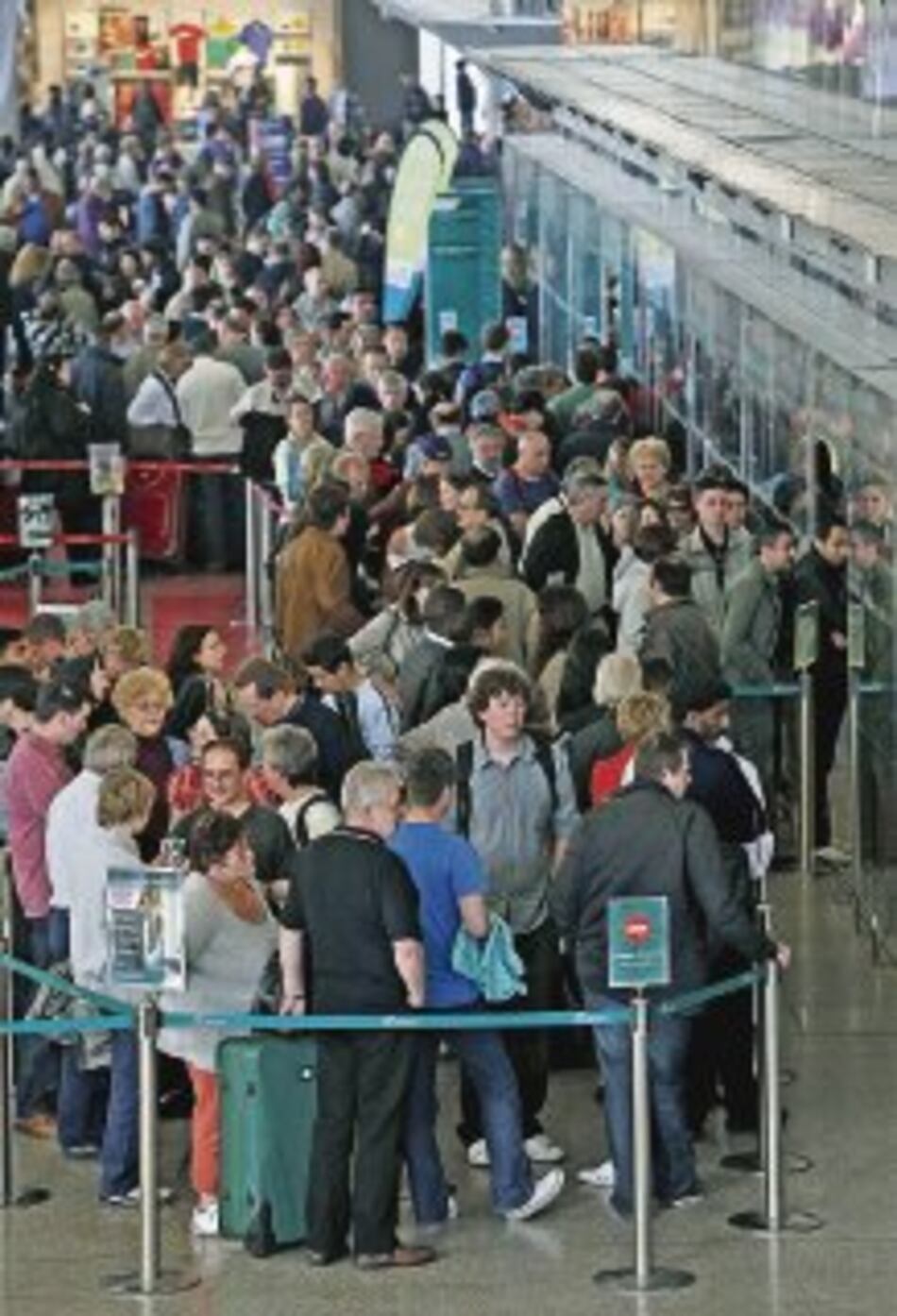 Sigue el caos en Europa