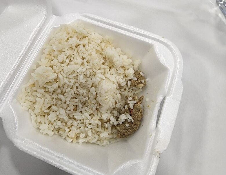 Concluye segundo día de diálogo; Gobierno propuso regular el precio de otros 17 productos