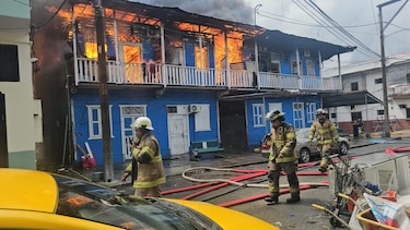 Arde Calidonia