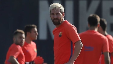 Messi se entrena con Argentina, pero sigue en duda