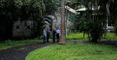 ‘¿Quién va a jugar tenis en la villa diplomática?’