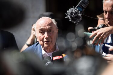 Blatter culpa a Platini del ‘error’ de conceder el Mundial de fútbol a Catar