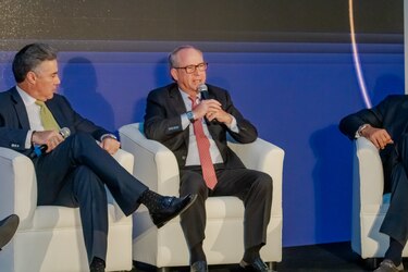 Inversionistas valoran la preservación de la democracia y la estabilidad jurídica en Panamá