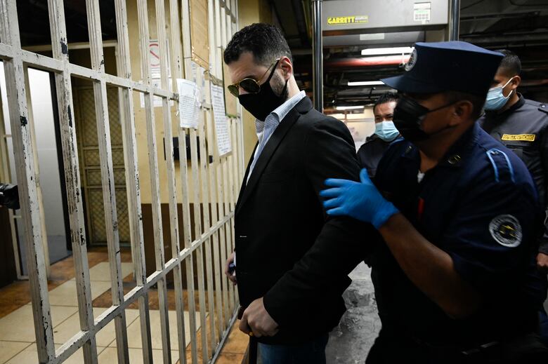 Ricardo Alberto y Luis Martinelli Linares estarían dispuestos a declararse culpables de un cargo y proponen entregar $19 millones