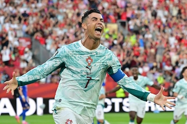 Portugal y España se ven las caras este lunes en Dallas por un puesto en los cuartos de final