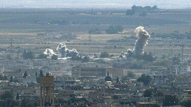 Reino Unido suspende exportaciones de armas a Turquía