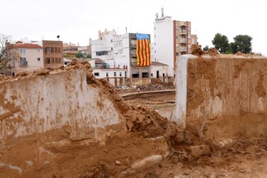 Sube a 218 la cifra de fallecidos por temporal en Valencia; hay 13 desaparecidos