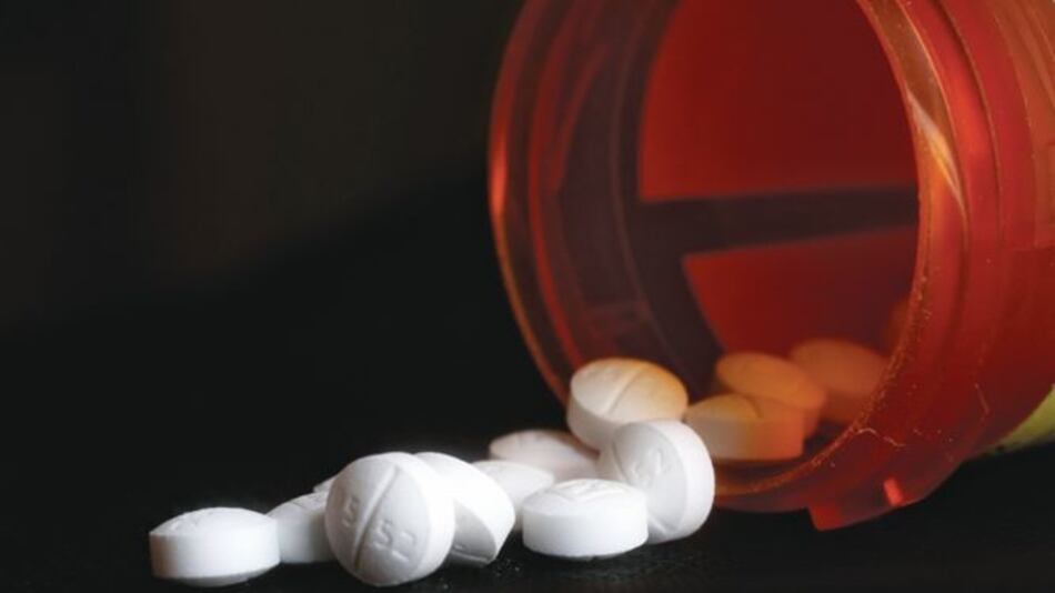 Aumentan las muertes por opioides en EU, dice la DEA