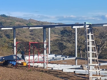 Déficit de infraestructura en escuelas de las comarcas, pese a proyectos en trámite del Meduca