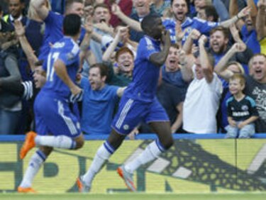 West Ham frena al Manchester City; Chelsea supera al Arsenal