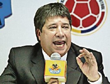 Gómez vuelve a la dirección de Colombia
