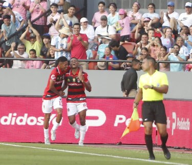 El Inter y Messi dejaron un recuerdo inolvidable en el Rommel