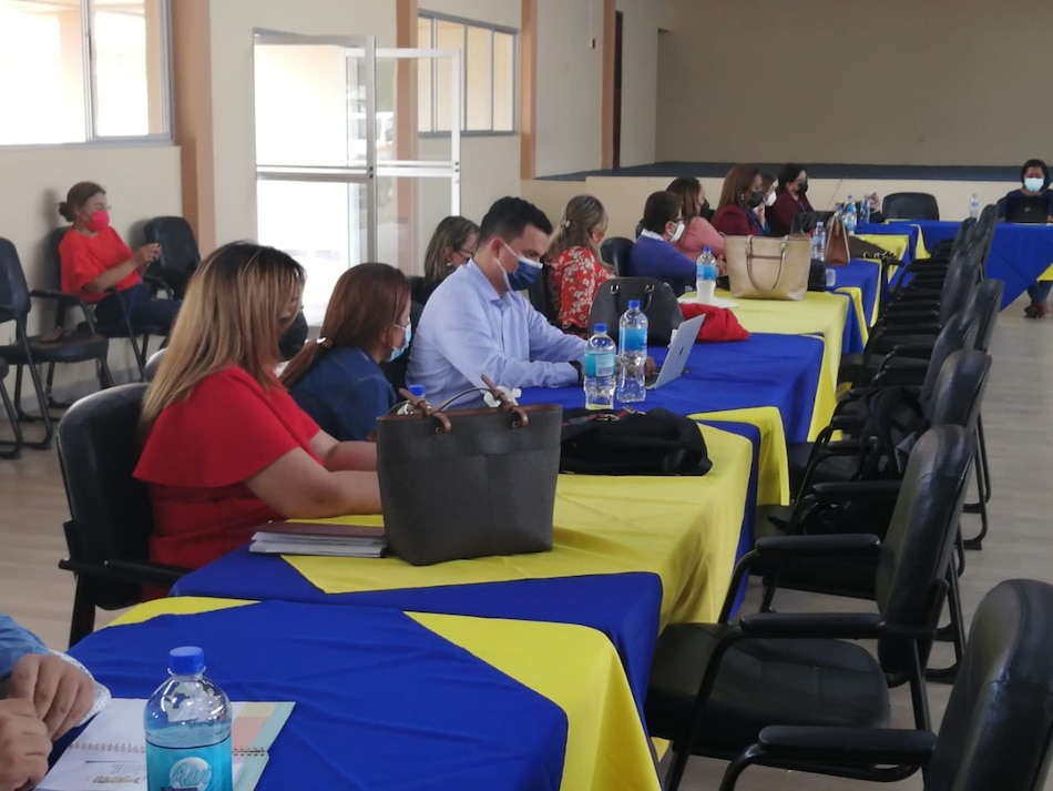 Meduca realiza reunión de coordinación para el retorno gradual y semipresencial a clases