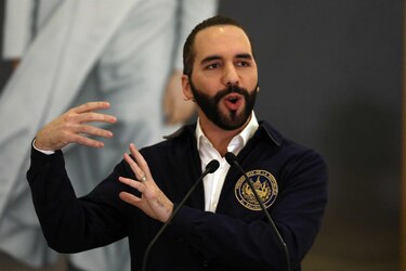 Reelección de Bukele es tildada de ilegal; oficialismo la respalda