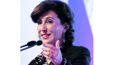 Renuncia presidenta de banco brasileño