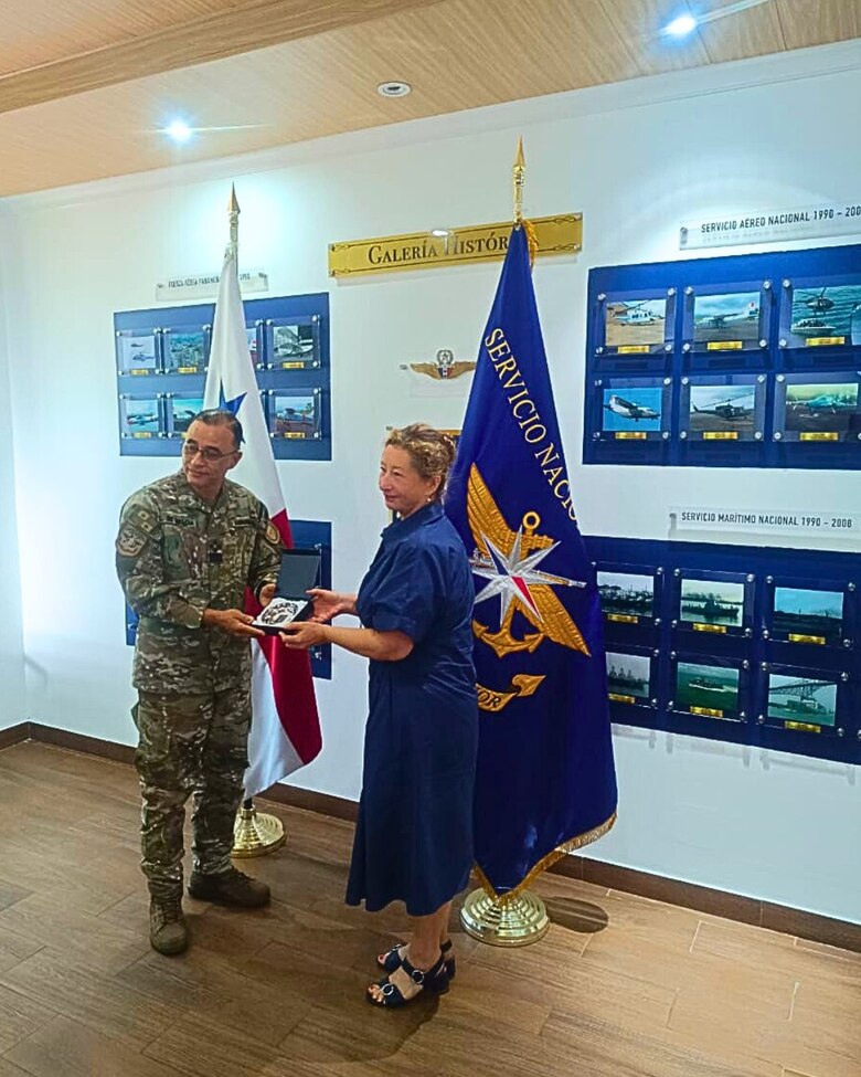 Panamá y Francia refuerzan cooperación en seguridad marítima