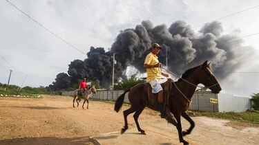 Feroz incendio en planta de combustible en Nicaragua
