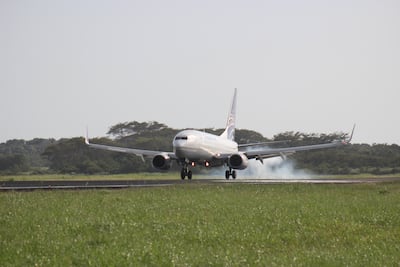 Fisuras y desprendimientos obligan a Tocumen a revisar sus pistas cada media hora