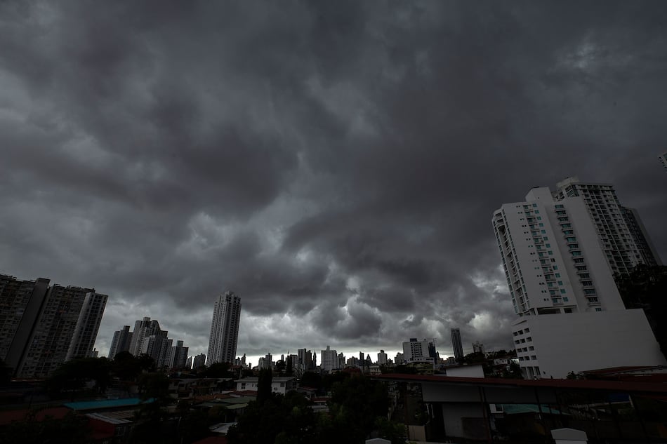 Frente frío activa alerta por lluvias intensas este fin de semana en Panamá