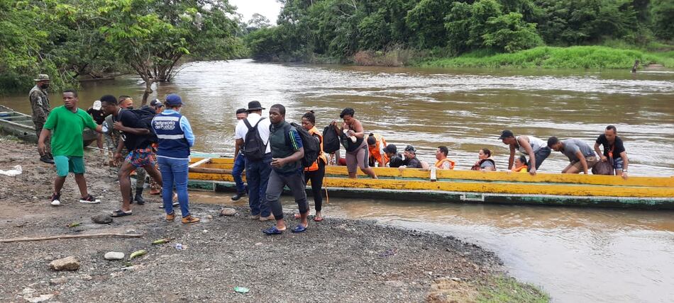 Trasladan a cerca de 900 migrantes al albergue de Lajas Blancas, en Darién