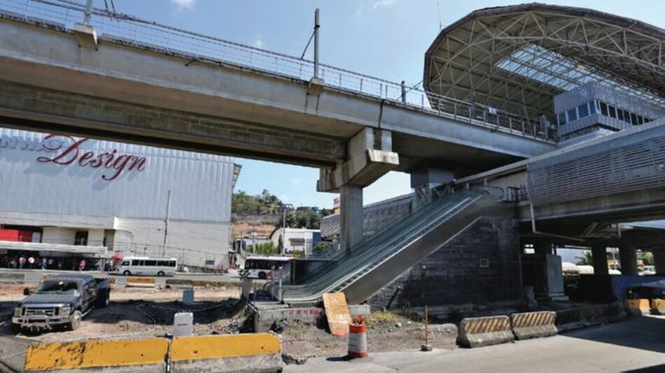Metro busca supervisor de obra