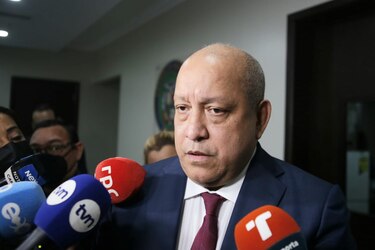 Diputados no se despojan de sus privilegios