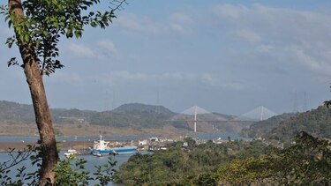 Tres caminos a orillas del Canal de Panamá