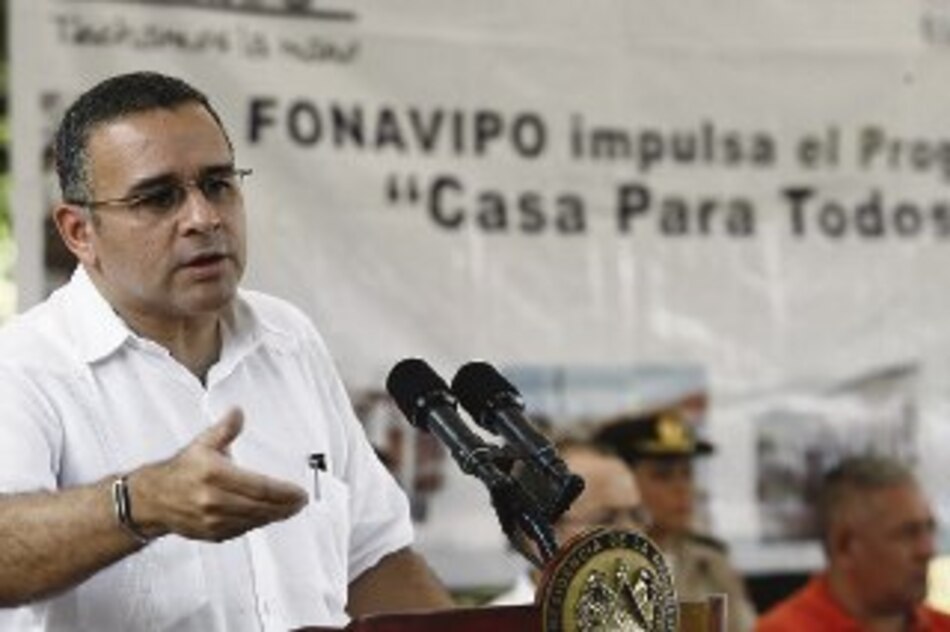 Funes niega que financiara a Zelaya