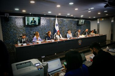 Luis Eduardo Camacho presidirá la Comisión de Gobierno