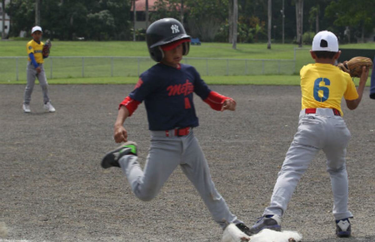Tres novenas siguen invictas en el nacional Infantil A