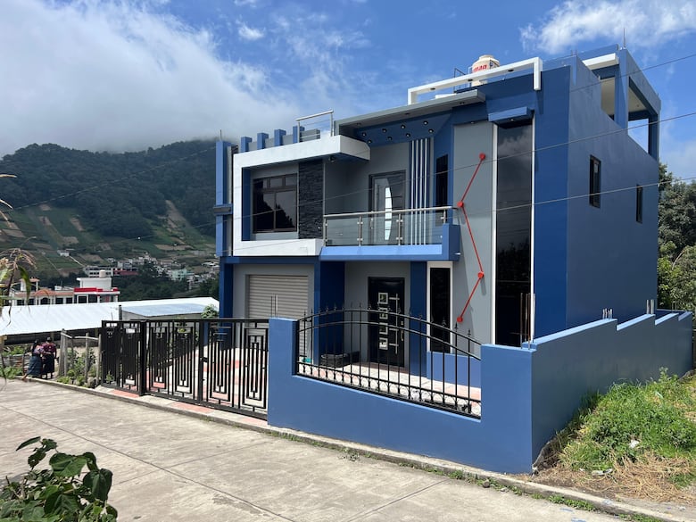 Arquitectura de las remesas: cómo el dinero que llega de EU está transformando los pueblos y ciudades de Guatemala