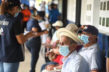 Aplican 5 mil 417 dosis en circuito 8-5; finaliza jornada  en 8-2 