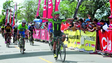 Samudio cierra hoy como el líder general