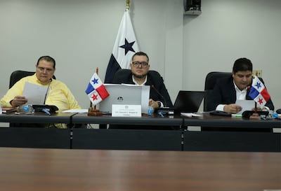 Comisión de Presupuesto discute solicitudes de créditos y traslados de partidas