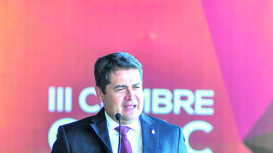 Presidente de Honduras afirma que señalamientos contra él por narcotráfico son falsos