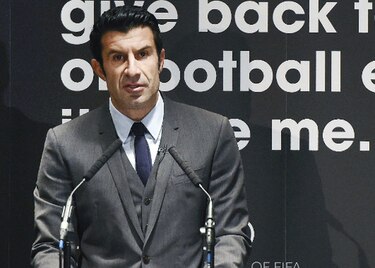 Figo respalda la celebración del Mundial de Catar en invierno