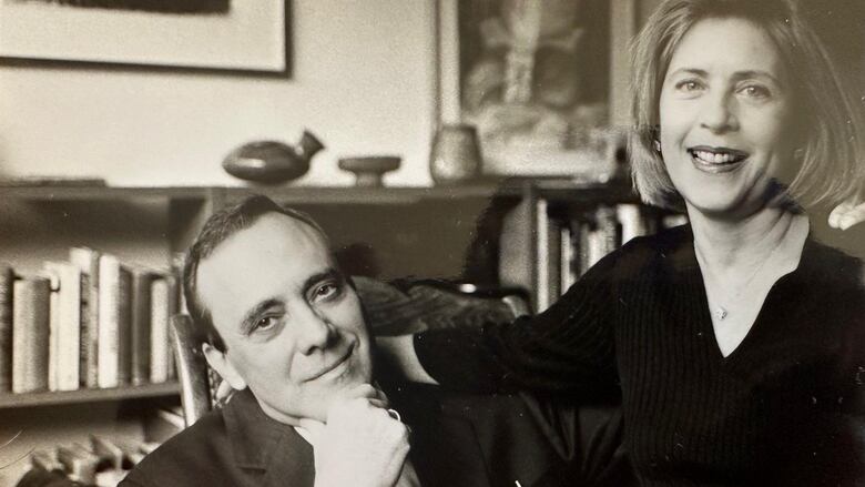 “La dicotomía era cuidarlo bien y a la vez ayudarlo a morir”: Gina Montaner sobre la eutanasia a la que se sometió en España su padre, el escritor cubano Carlos Montaner