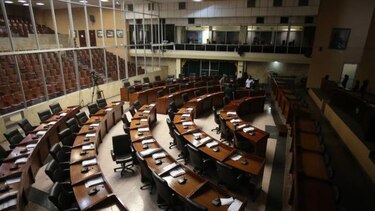 Diputado Ávila denuncia ‘improvisación’ en sesiones extraordinarias