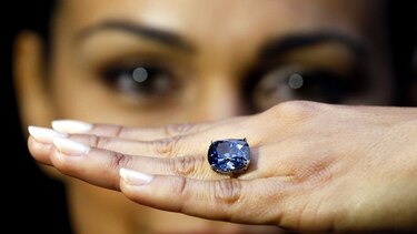 Rematarán en Ginebra un diamante azul estimado hasta en $55 millones