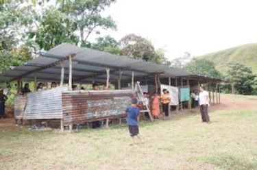 Ngäbes buglé, no quieren más escuelas rancho