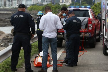 Recuperan el cuerpo de una mujer en la Bahía de Panamá, cerca del tramo marino del corredor Sur