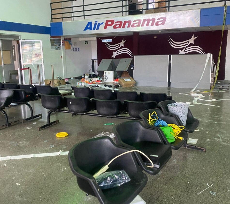 Reportan daños en la estructura de mostradores e instalaciones del aeropuerto de Changuinola; suspenden operaciones