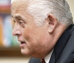 Gobierno pide los nombres de todos los accionistas