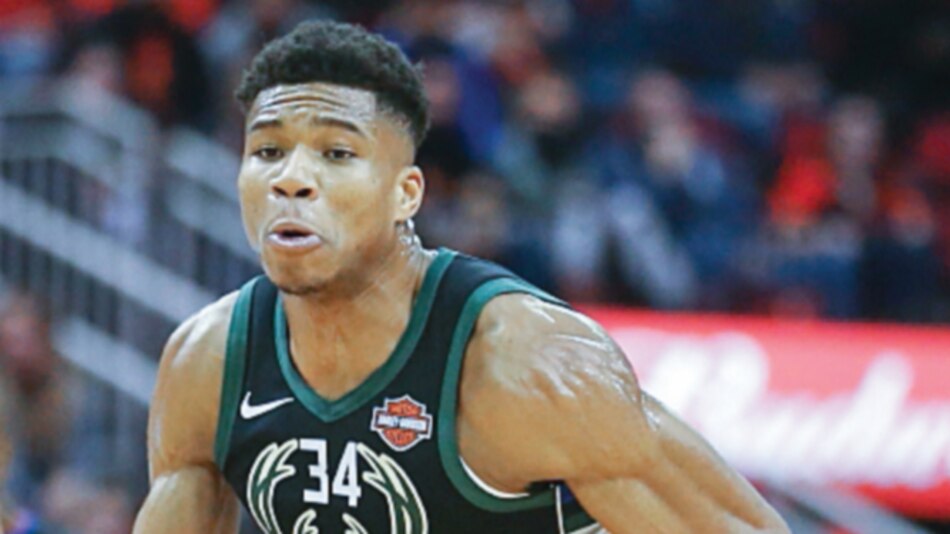 LeBron y Giannis lideran las votaciones para el All Star