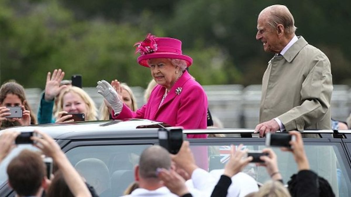 Pese a la lluvia, un pícnic gigante por los 90 años de Isabel II