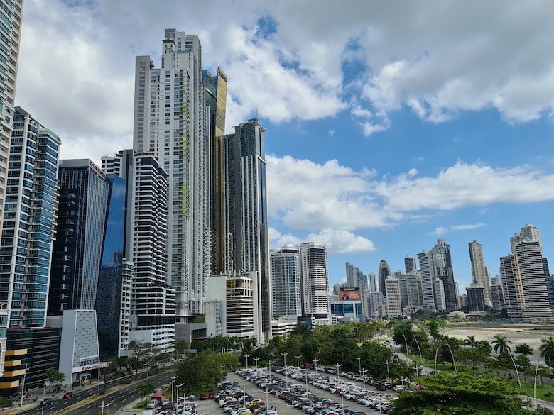 Sistema bancario ve riesgos de pérdida de grado de inversión