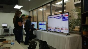 A la 1:30 p.m. en las primarias del PRD había votado el 37.5% de sus miembros