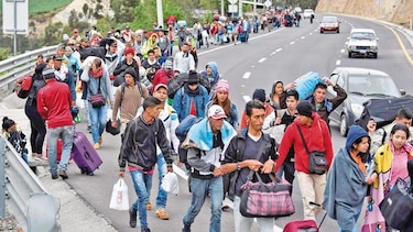 Países piden a Maduro aceptar ayuda para frenar éxodo de venezolanos